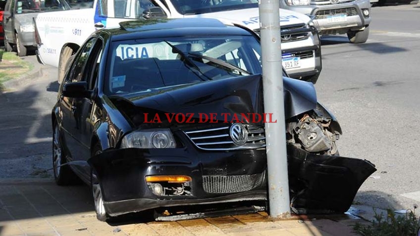 Fuerte Choque Sin Lesionados En Avenida Marconi Y De Septiembre