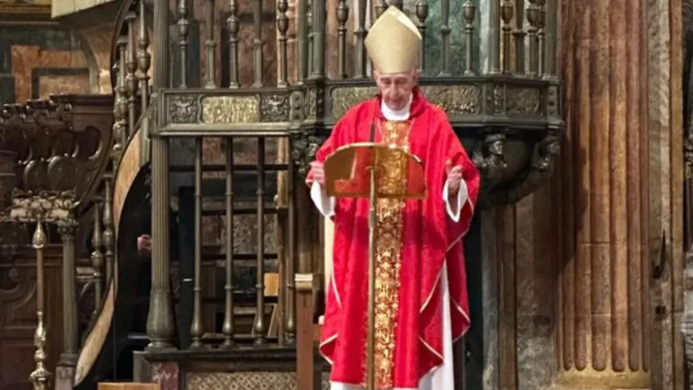 Malfa presidió la celebración de la misa del peregrino en Santiago de Compostela