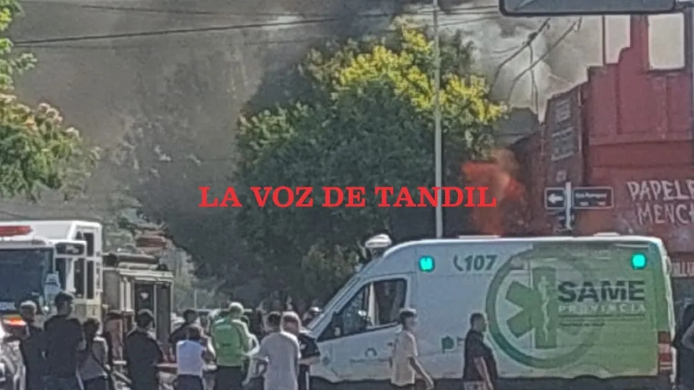 Dantesco incendio en Montevideo y Rodríguez