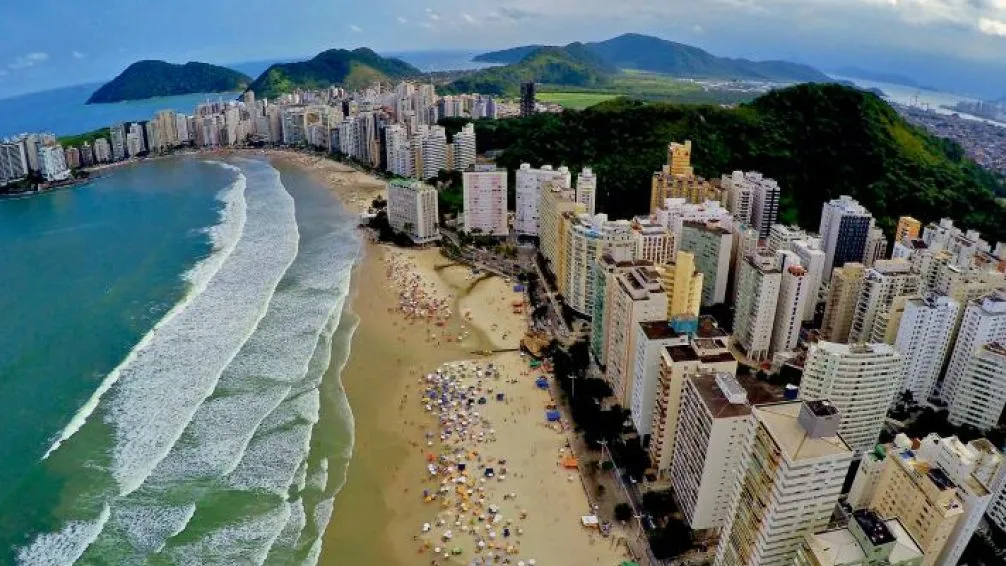 Declaran un brote de gastroenterocolitis en las playas del sur de Brasil