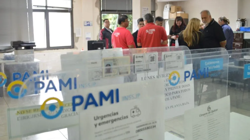 Trabajadores de PAMI no pudieron ingresar a sus puestos de trabajo