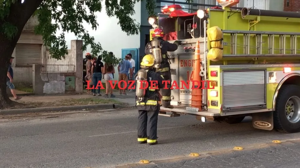 Incendio en Avenida Marconi al 1600