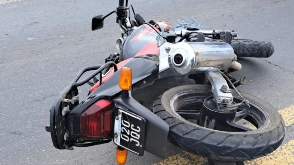 Motociclista con heridas tras choque en Ruta 226 y calle Lavalle