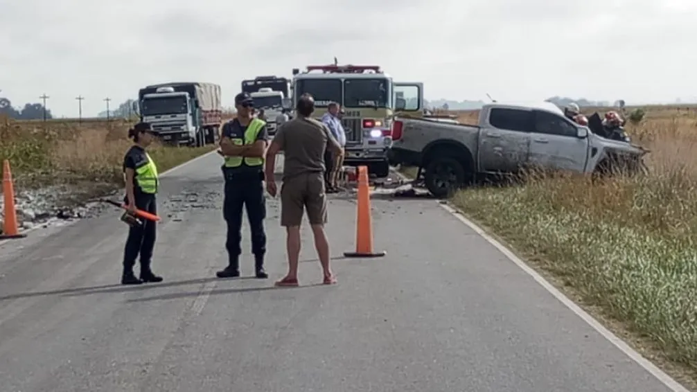 Tercer accidente fatal en menos de 10 días: chocan camión y camioneta en Ruta 30