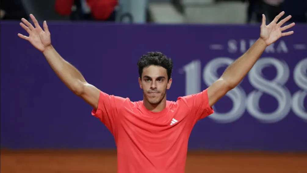 Francisco Cerúndolo dio el gran golpe y eliminó a Alexander Zverev en Buenos Aires