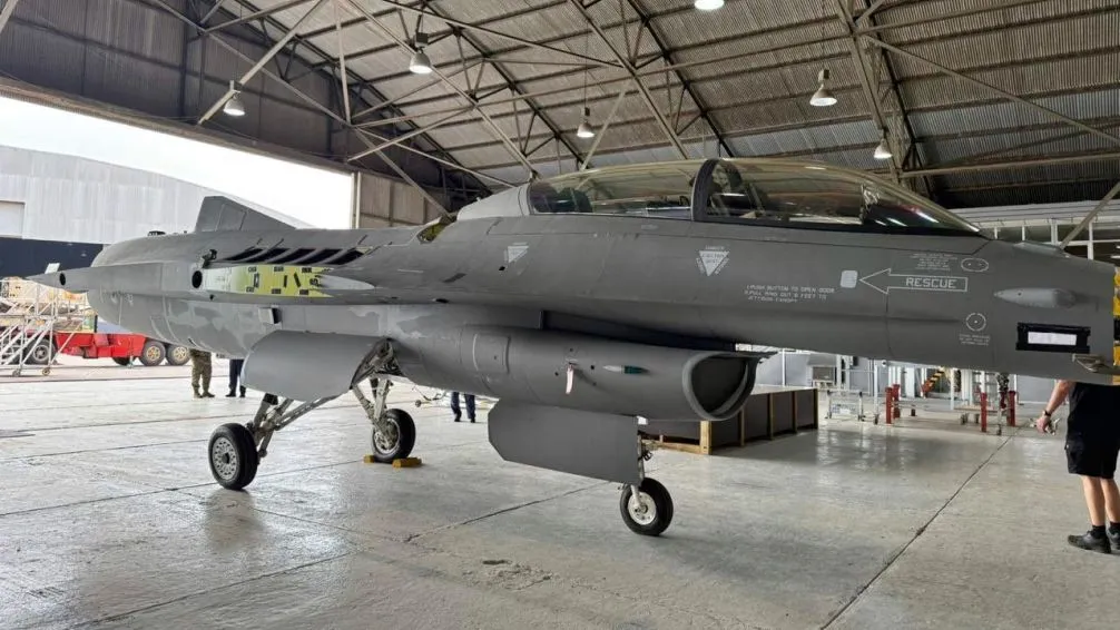 Con la presencia de Milei aun a confirmar, el lunes presentarán el nuevo sistema F16 de la Fuerza Aérea