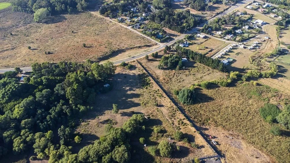 Tras anunciarse un nuevo parque ecológico, residente del dique viejo se atrincheró en su casa para evitar desalojo