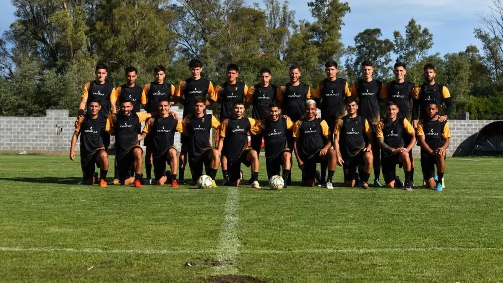 Santamarina presentará al plantel y hará un entrenamiento a puertas abiertas