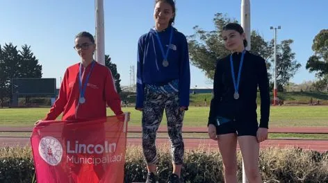 Tamara Franceschetti campeona provincial en los 200 metros llanos