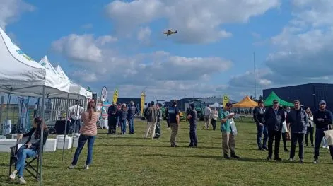 Entre drones, aviones y terrestres, se realizó una Jornada de Pulverización Inteligente