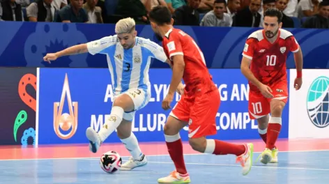 La Selección argentina venció 2-1 a Afganistán y se clasificó a los octavos de final 