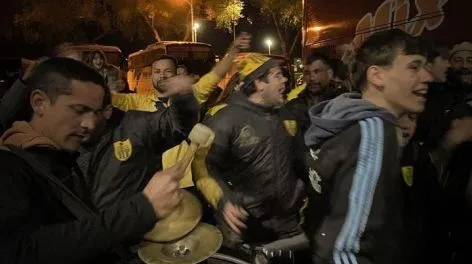 Banderazo para despedir al plantel Aurinegro