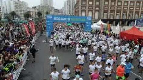 Arbe y Levaggi, los vencedores en el medio maratón de Mar del Plata