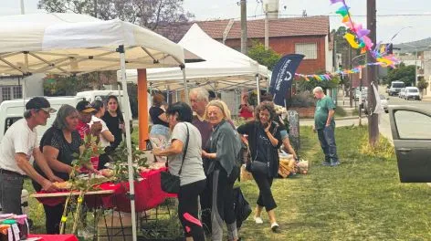 El Mercado Alimenticio Barrial tuvo su escala en el barrio 21 de abril