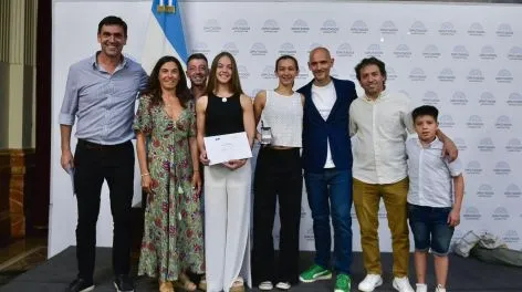 El Congreso distinguió a 3 mujeres deportistas de Tandil 