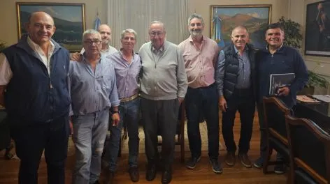 La Asociación de Exalumnos de Escuela Granja se reunió con el Intendente