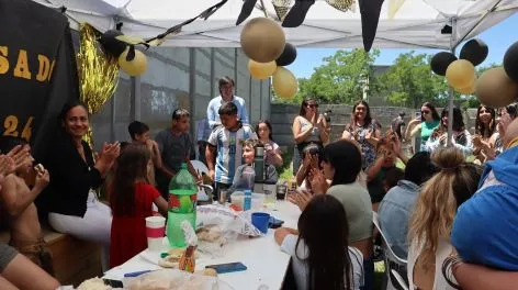 En una Unidad Básica de "La Cámpora" festejaron los egresados de Primaria de la Escuela 32 