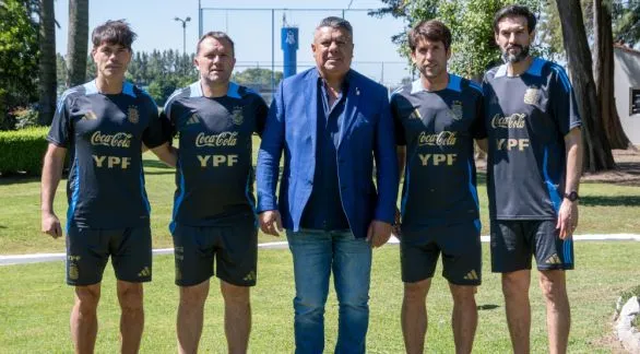 El Chino, Ariel Garcé y Facundo Quiroga se suman al cuerpo técnico de la Selecciones Juveniles