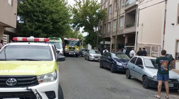 Una mujer murió al incendiarse su departamento en calle Saavedra al 700