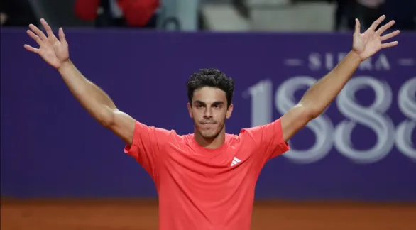 Francisco Cerúndolo dio el gran golpe y eliminó a Alexander Zverev en Buenos Aires