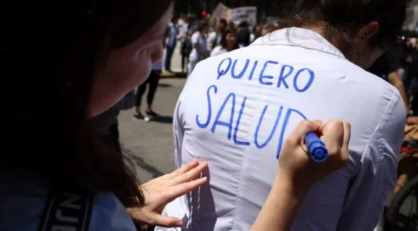 Renuncia de médicos a las direcciones de Vacunas, VIH, Tuberculosis y Lepra del Ministerio de Salud